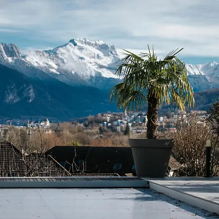 Apartment Panorama Dream Annecy, 42 M2 Avec Terrasse Abritee, Piscine Et Parking A 10 Min D'annecy *
