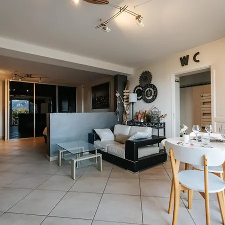Panorama Dream Annecy, 42 M2 Avec Terrasse Abritee, Piscine Et Parking A 10 Min D'annecy Apartment Poisy
